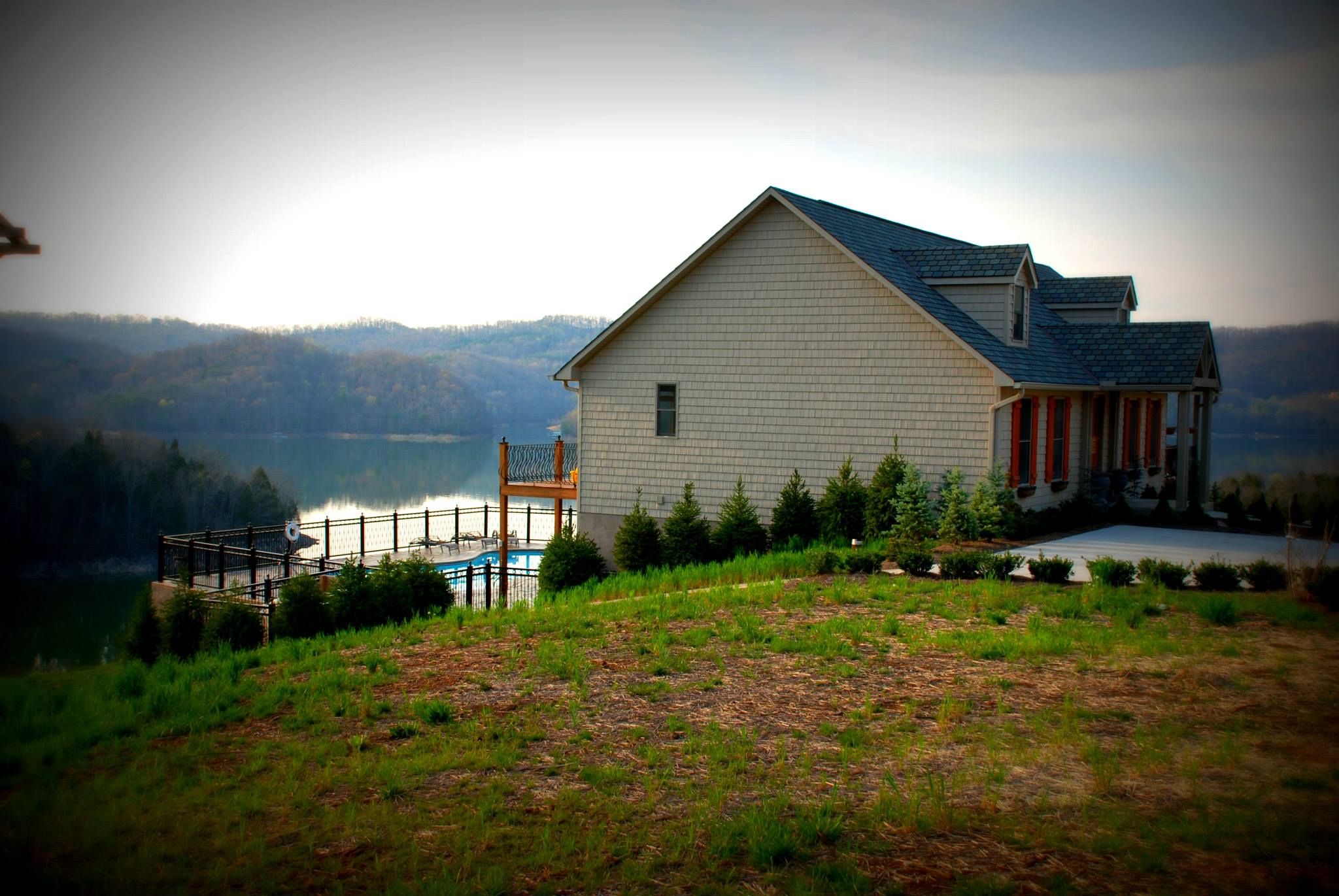 Exterior Side View of Hickory Pointe Club House